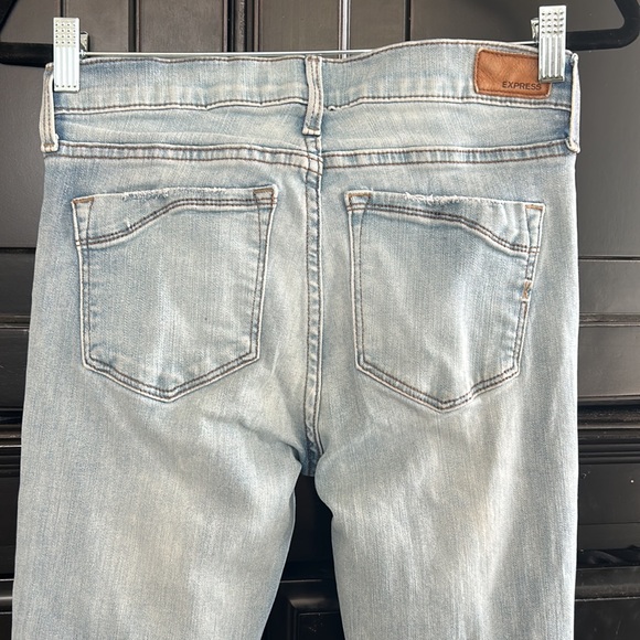 Express Light Wash Distressed Stretch Skinny Jeans - Picture 4 of 4